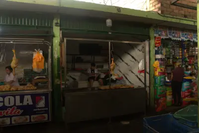 Local comercial en venta en Lima - foto 3